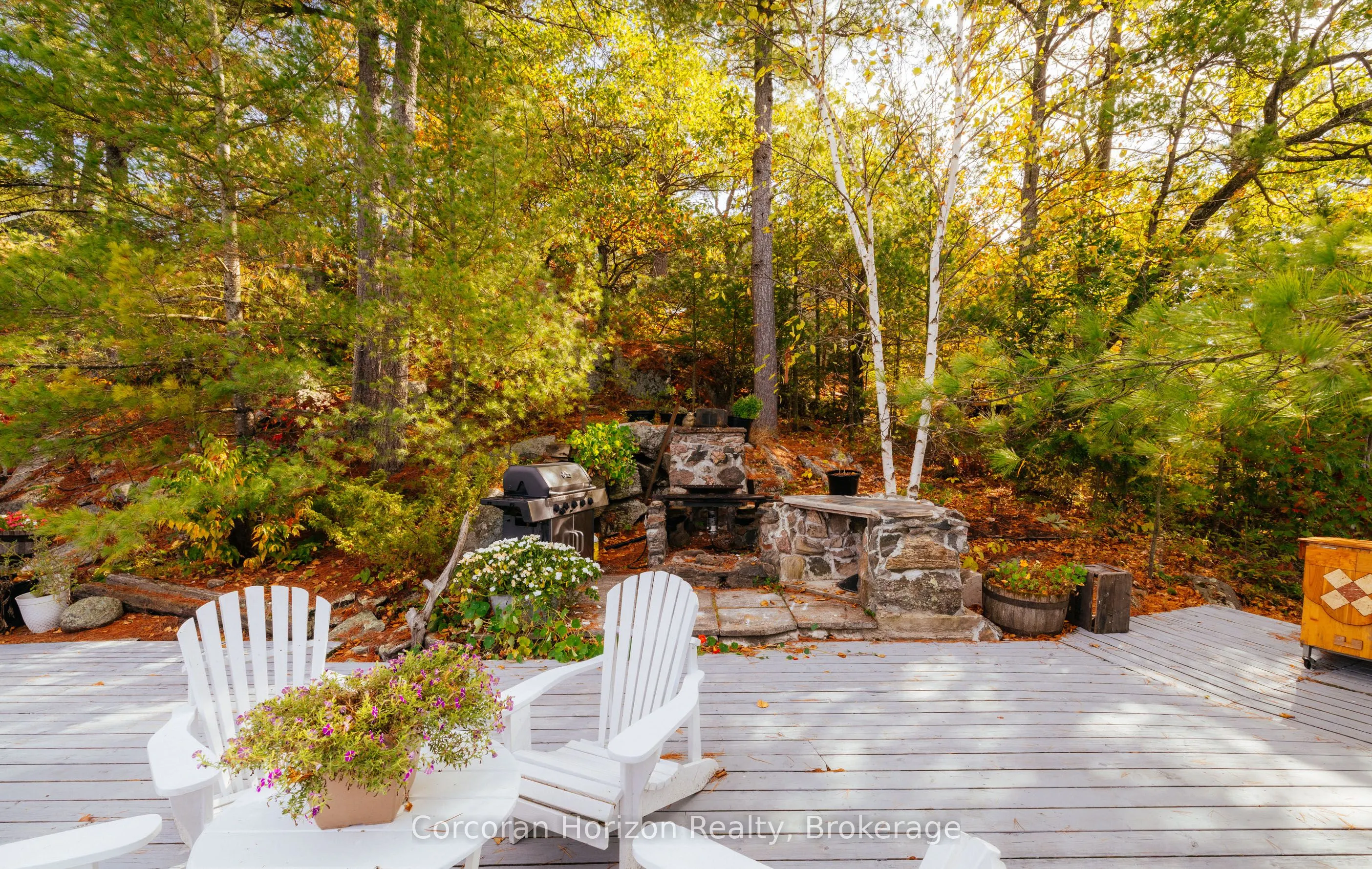 566 Hungry Bay Road W