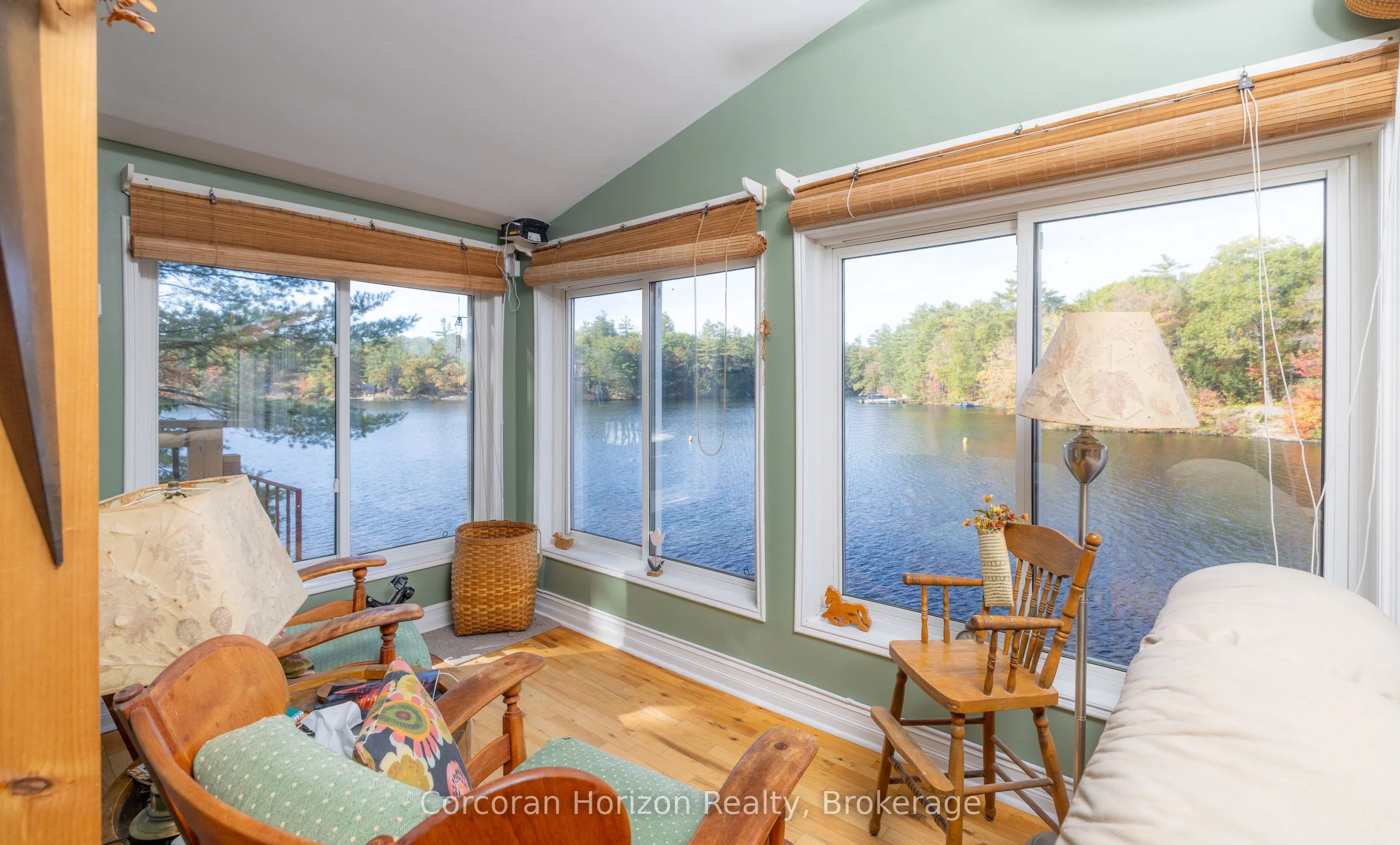 566 Hungry Bay Road W