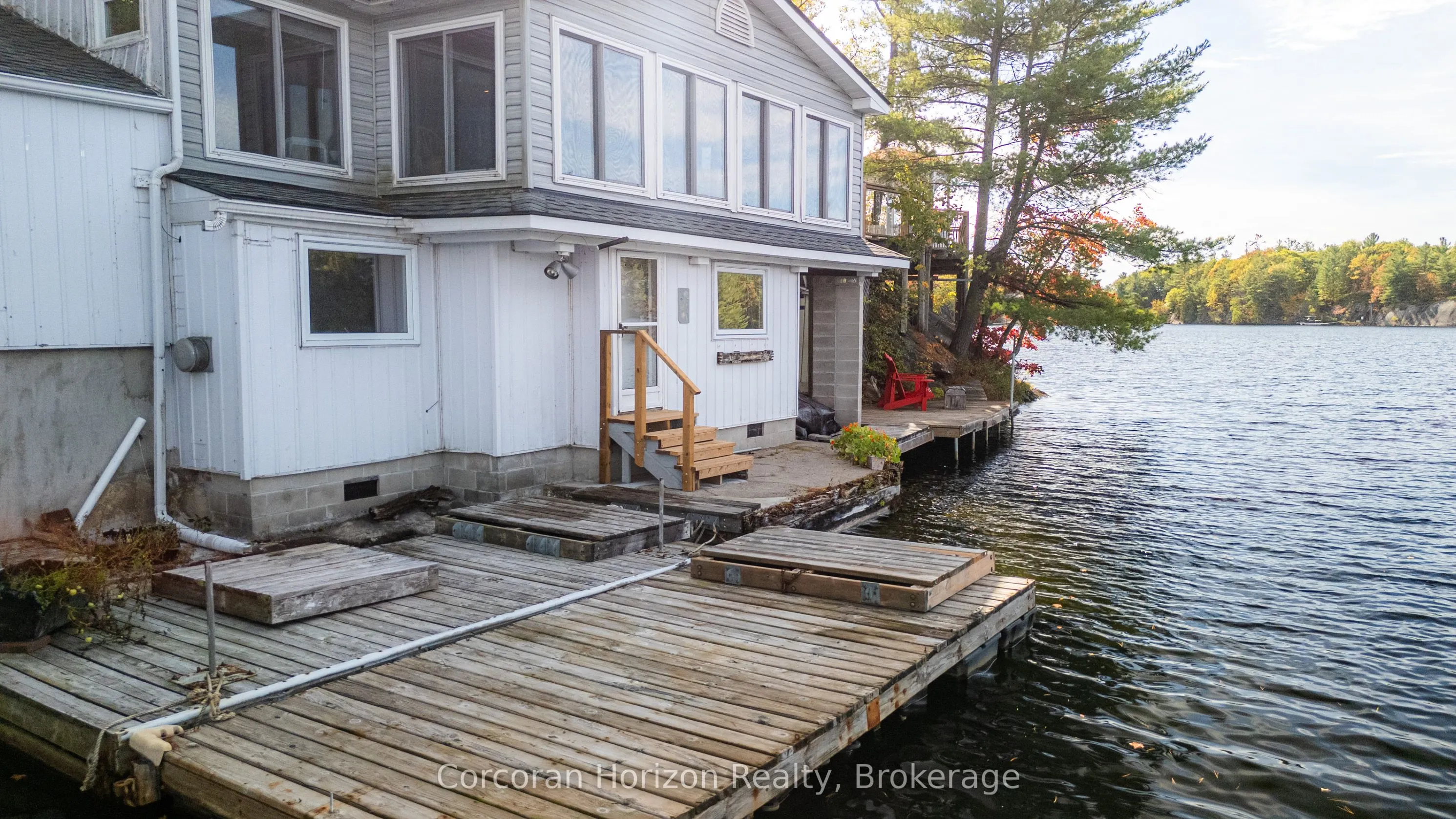 566 Hungry Bay Road W