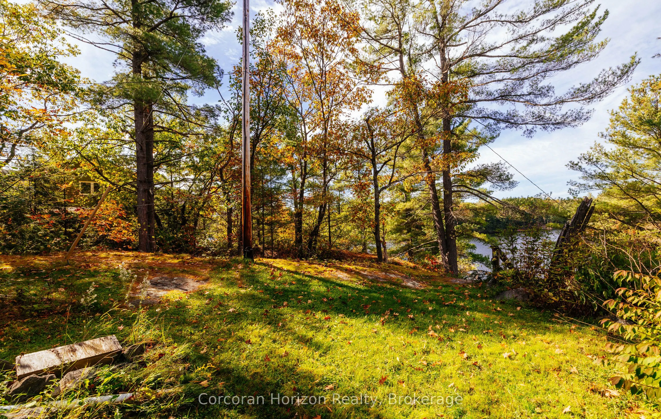 566 Hungry Bay Road W