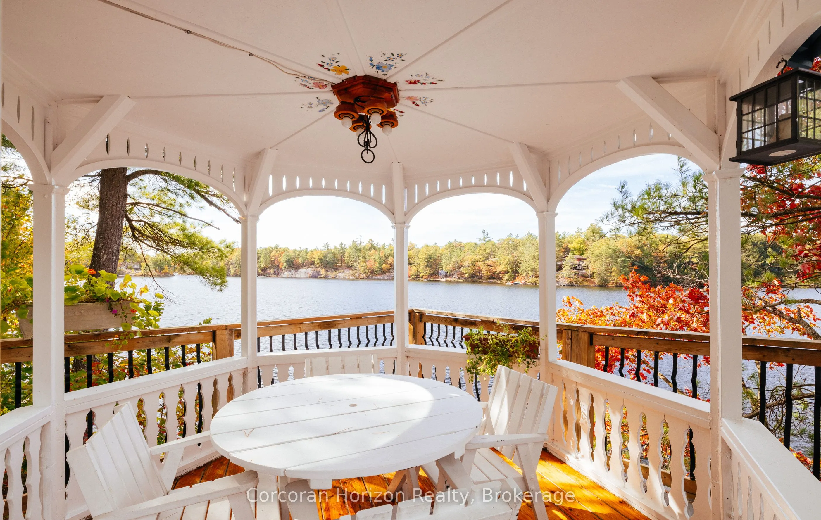 566 Hungry Bay Road W