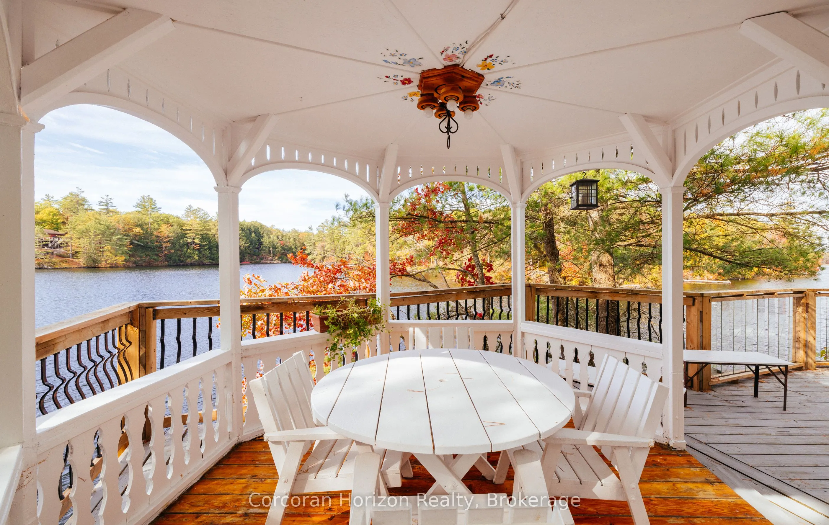 566 Hungry Bay Road W