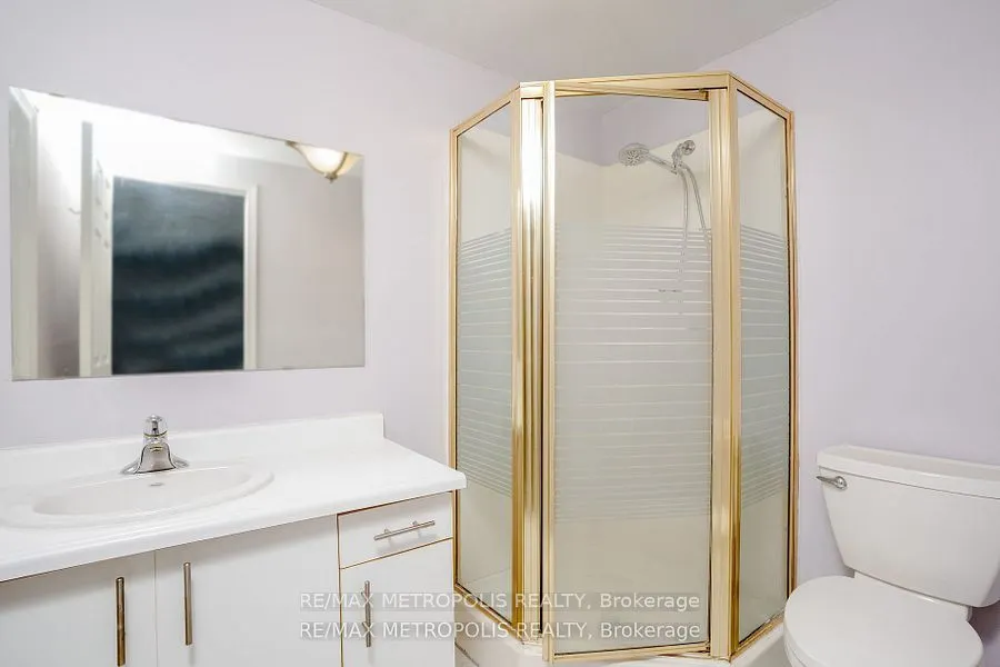 2 Royalwood Court, #59