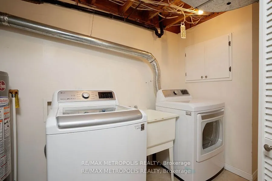 2 Royalwood Court, #59