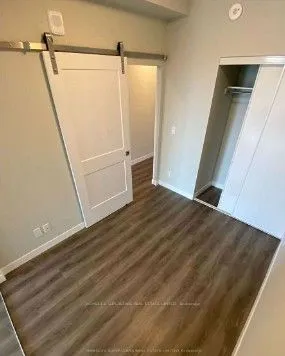 15 Queen Street S, #1605