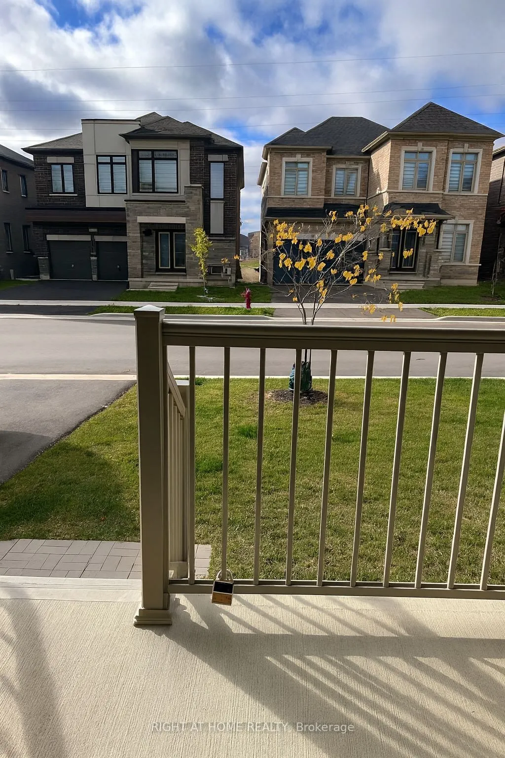 21 Trailbank Gardens