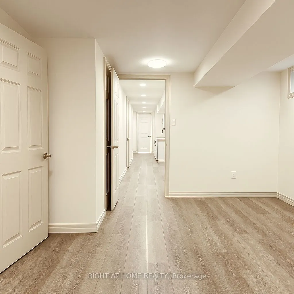 21 Trailbank Gardens