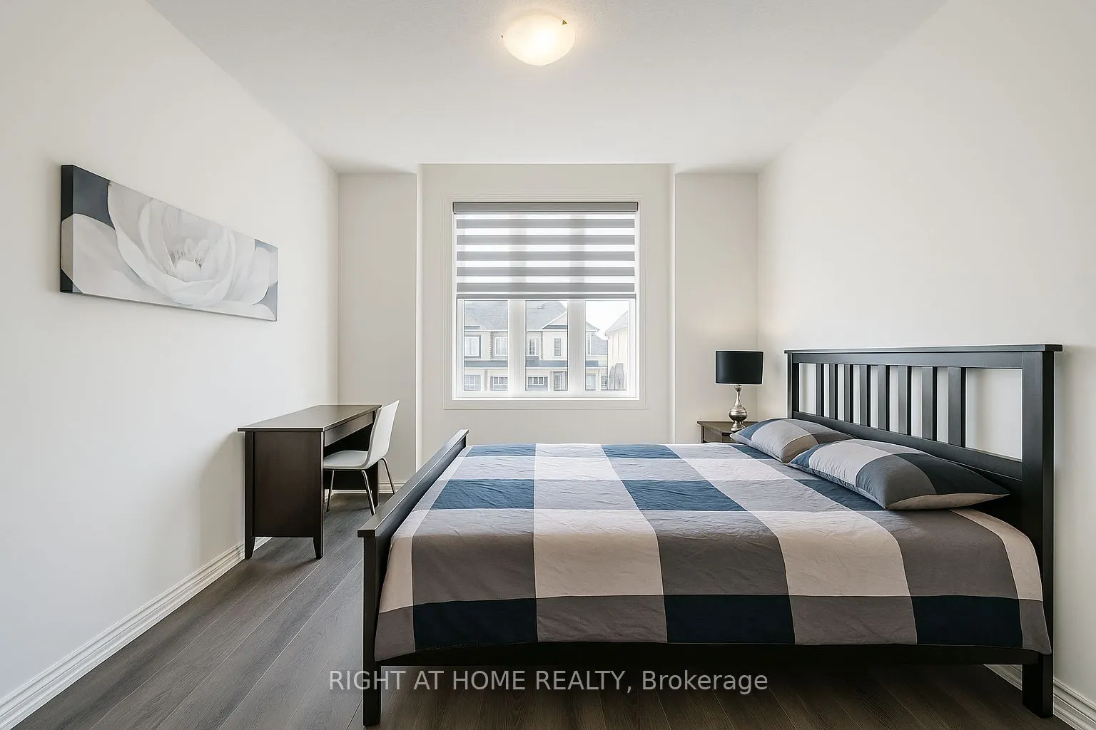 21 Trailbank Gardens