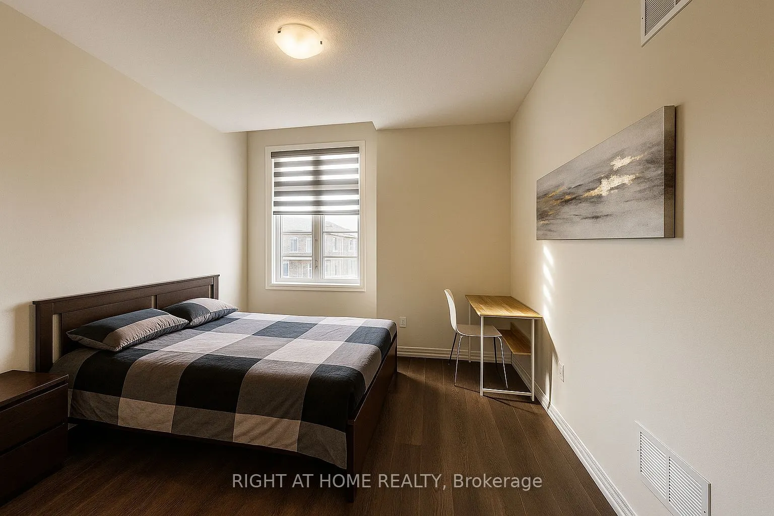 21 Trailbank Gardens