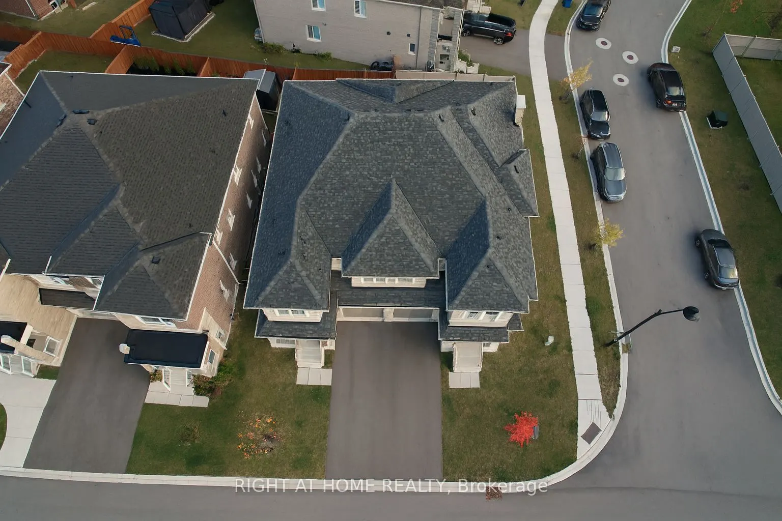 21 Trailbank Gardens