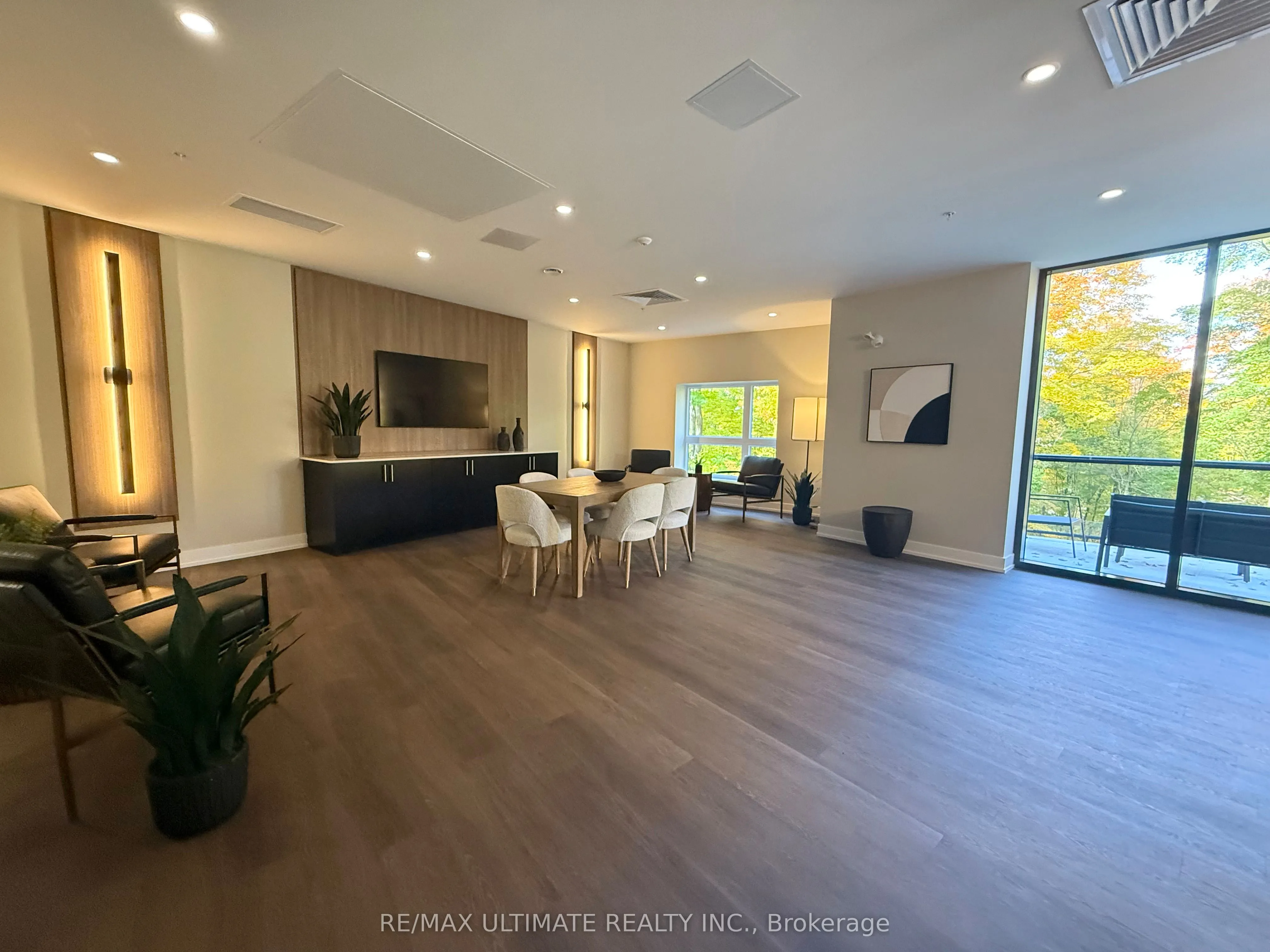 1100 Lackner Place, #213