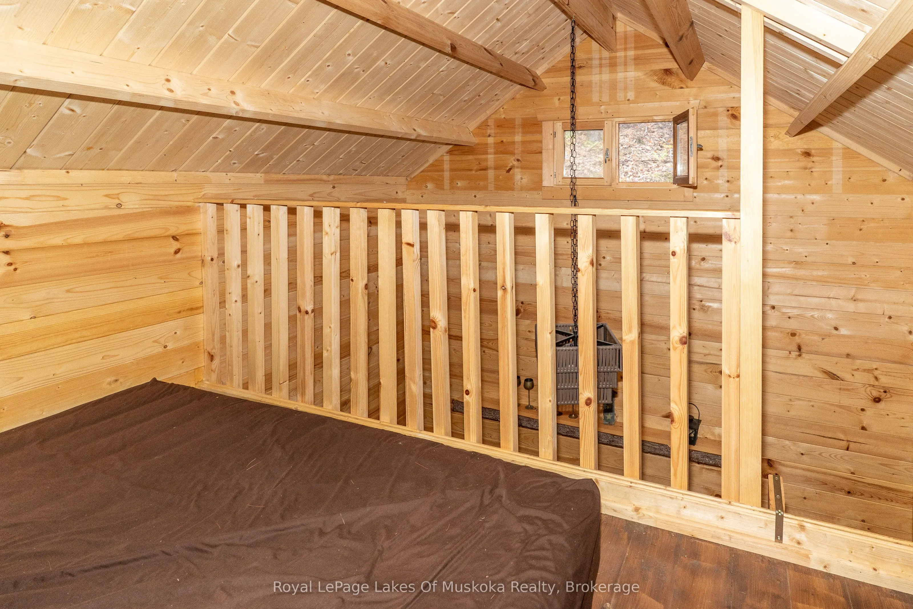 1060 Skeleton Lake 3 Road, #1