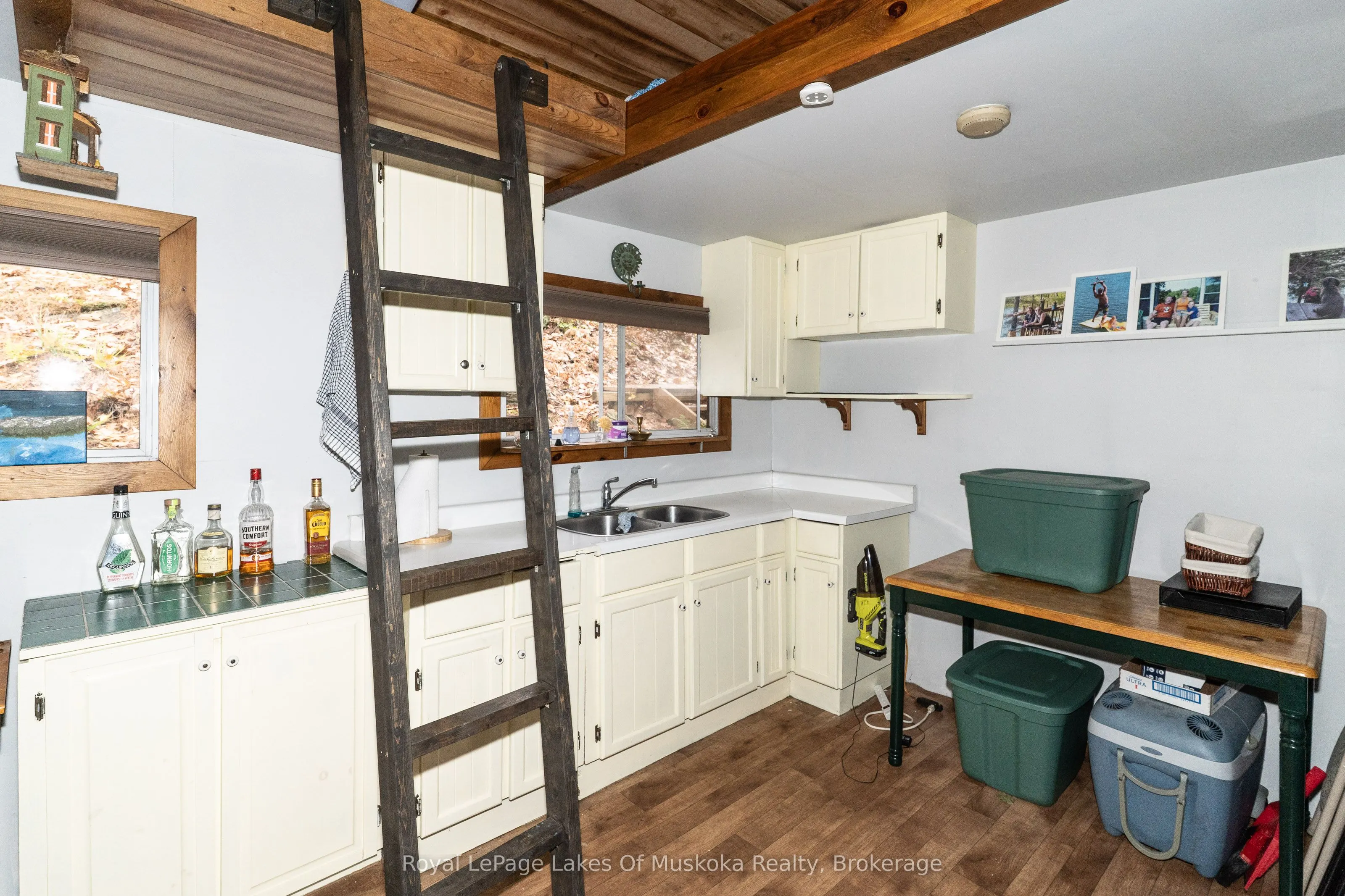 1060 Skeleton Lake 3 Road, #1