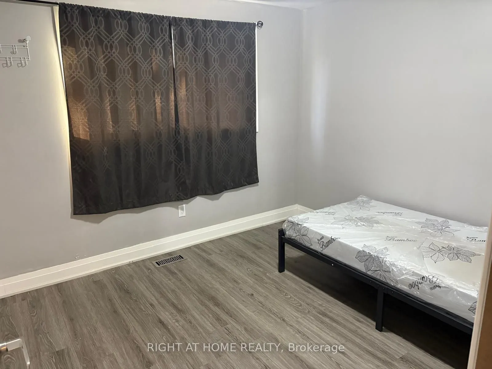 385 Montmorency Drive E