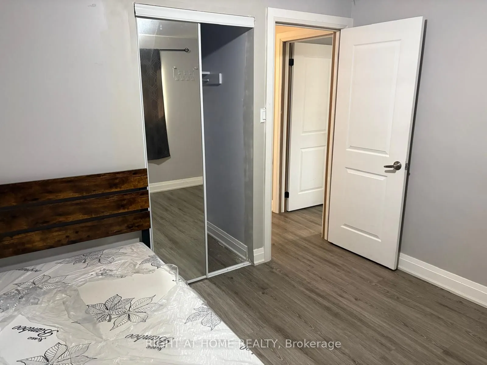 385 Montmorency Drive E