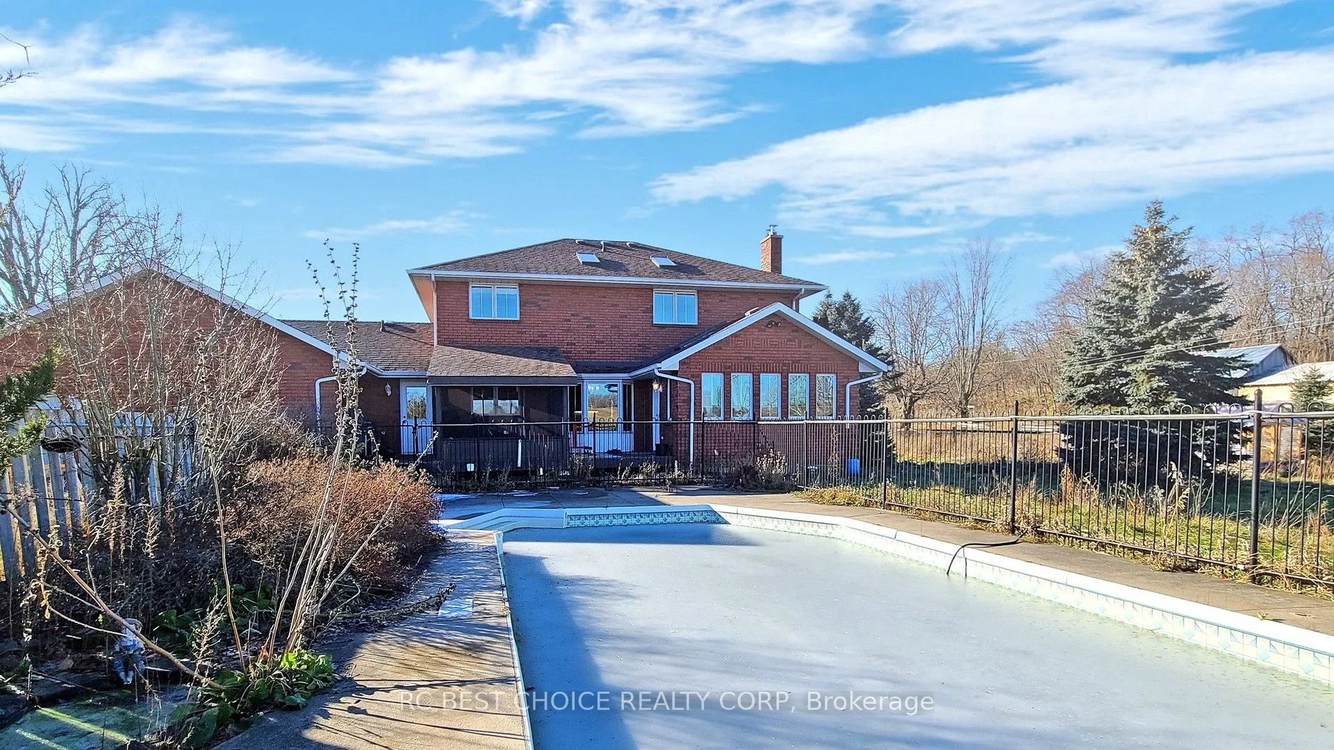 571 Hickory Beach Road