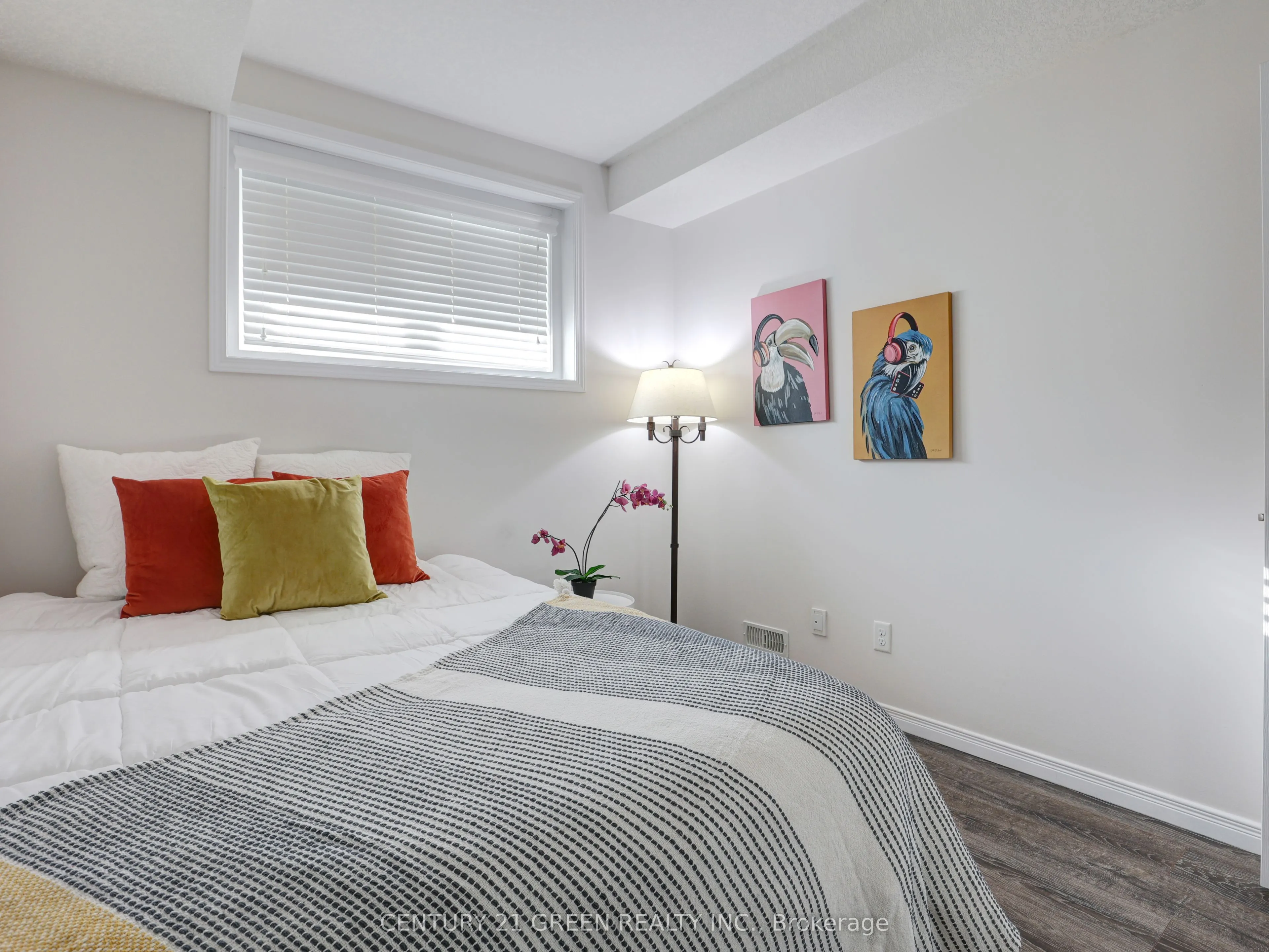 1989 Ottawa Street S, #23G