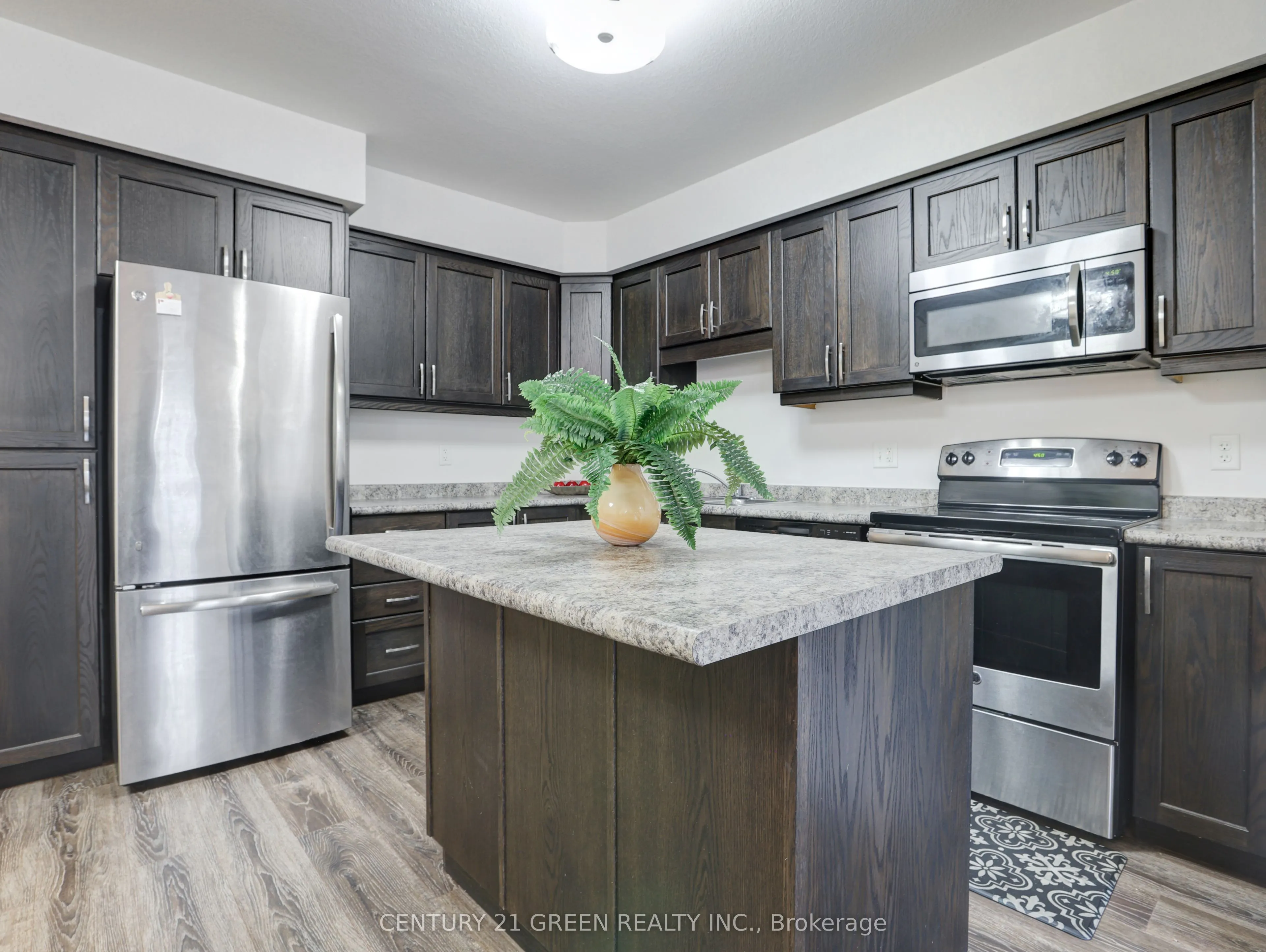 1989 Ottawa Street S, #23G