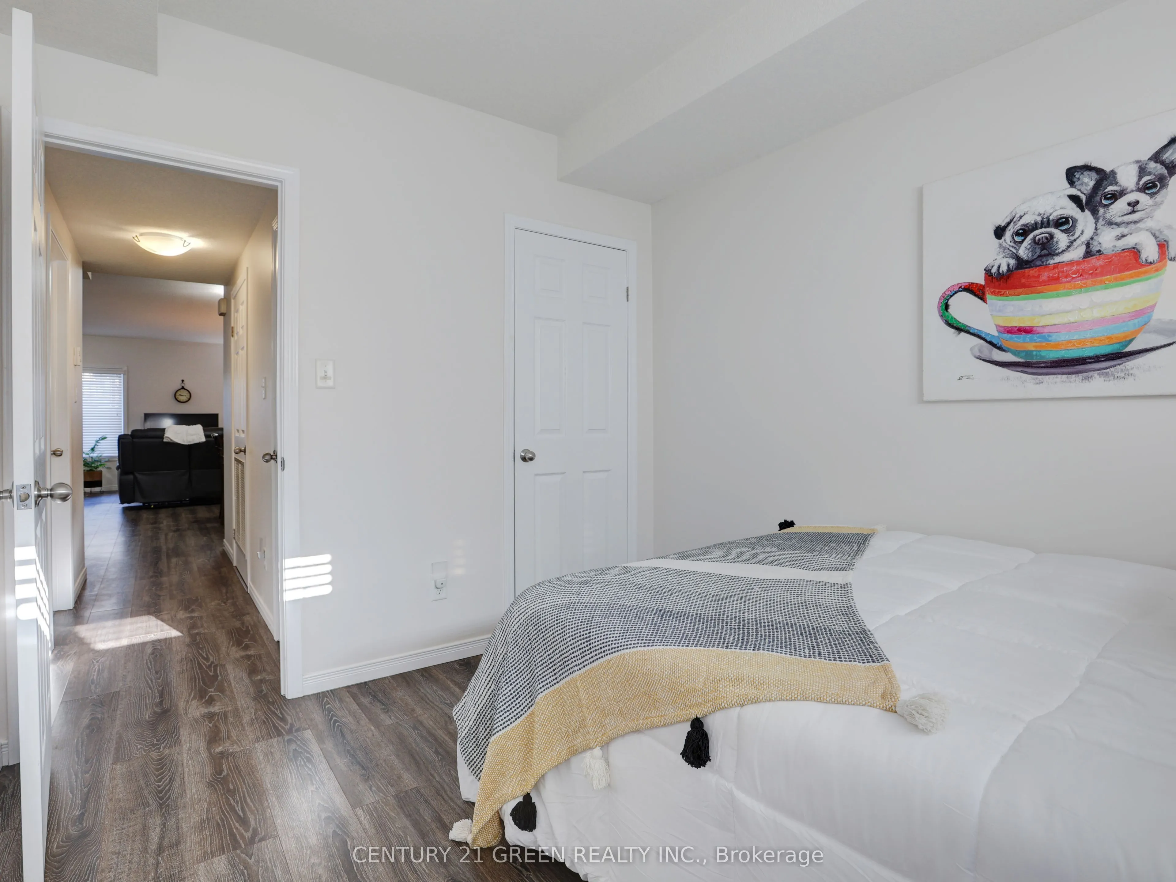 1989 Ottawa Street S, #23G