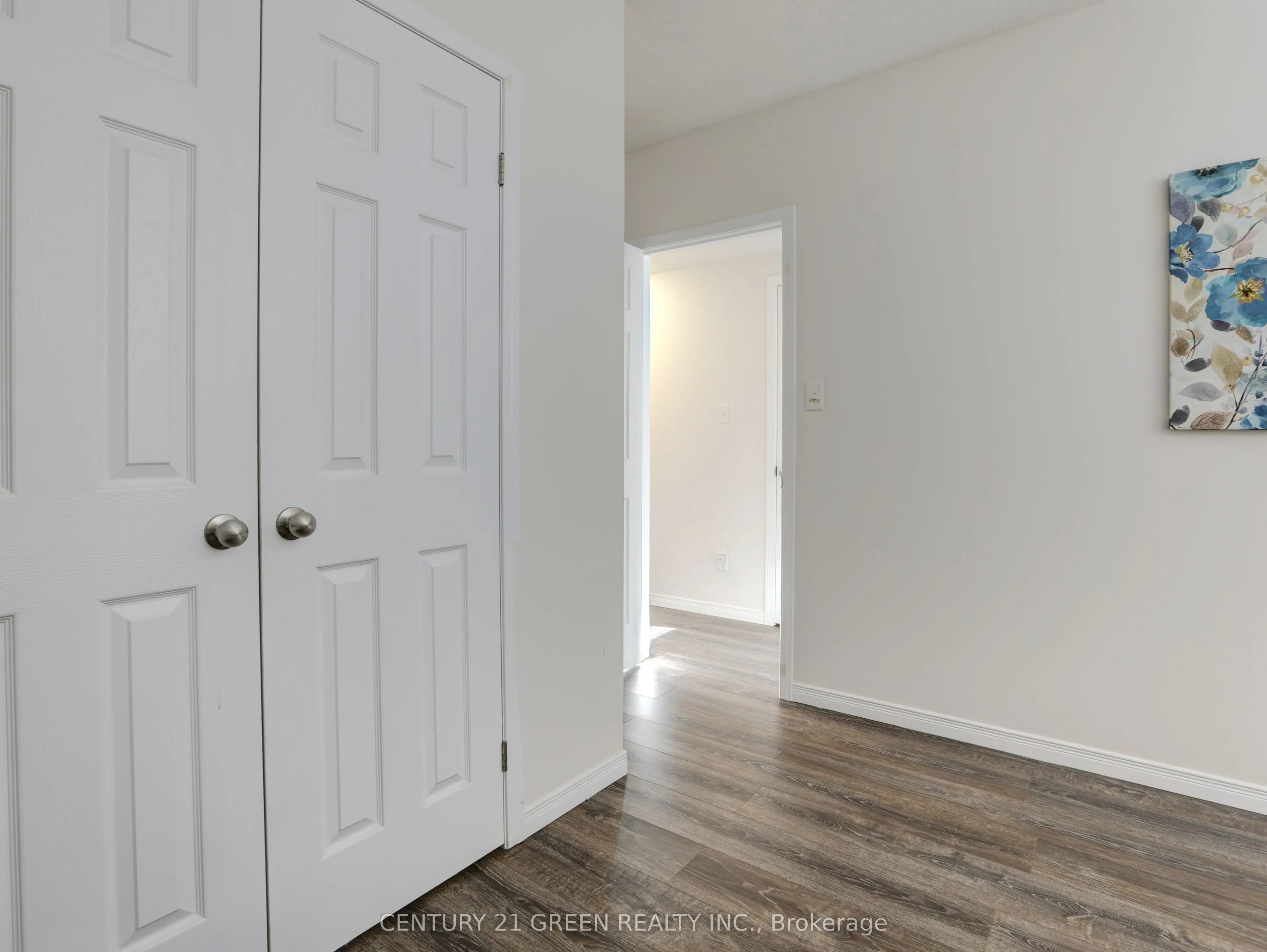 1989 Ottawa Street S, #23G