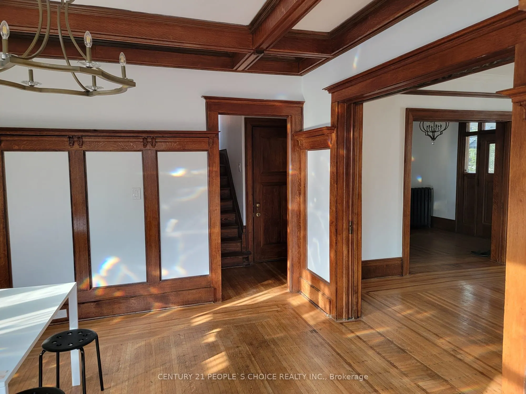 43 Barnesdale Avenue S