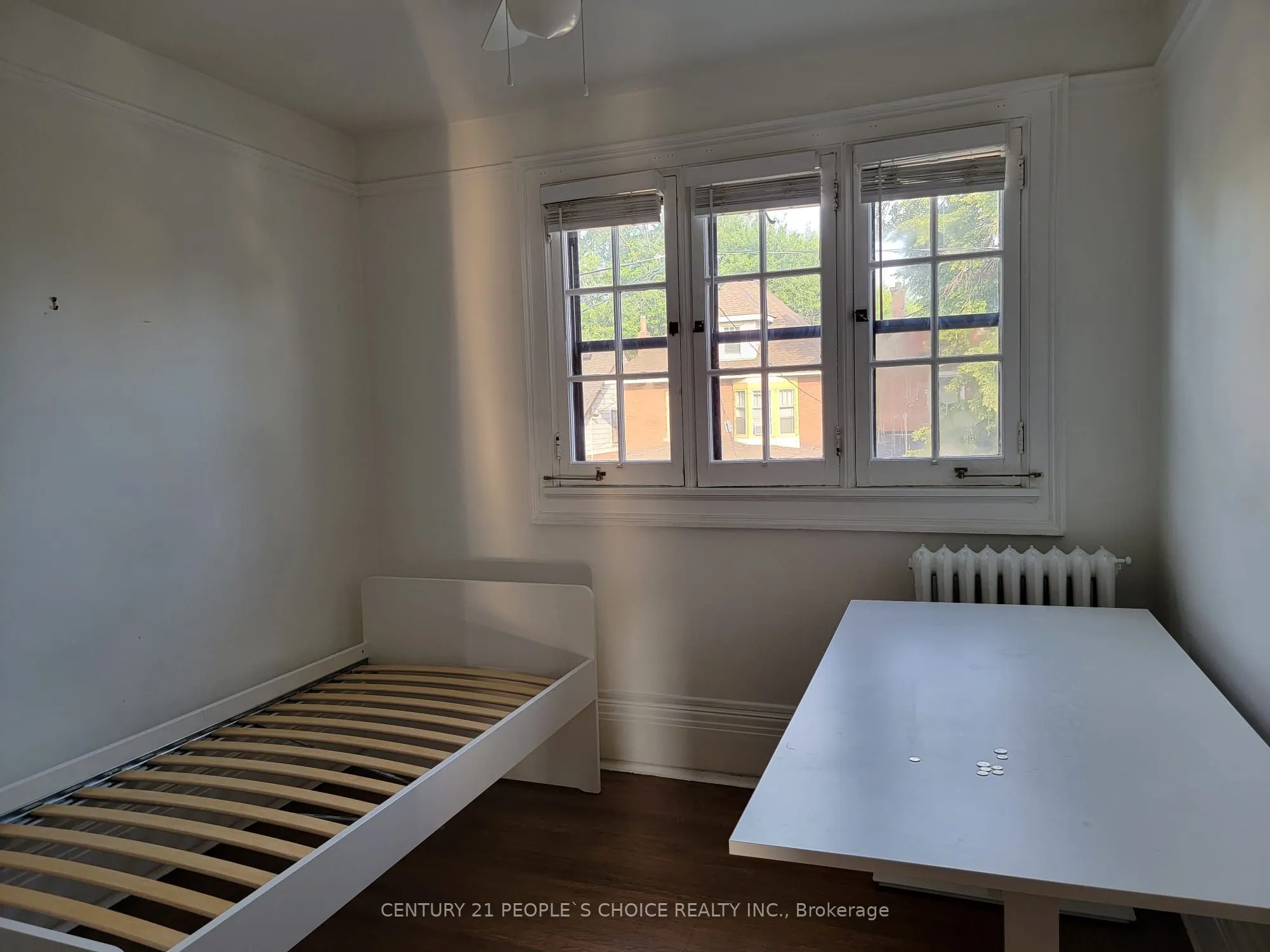 43 Barnesdale Avenue S