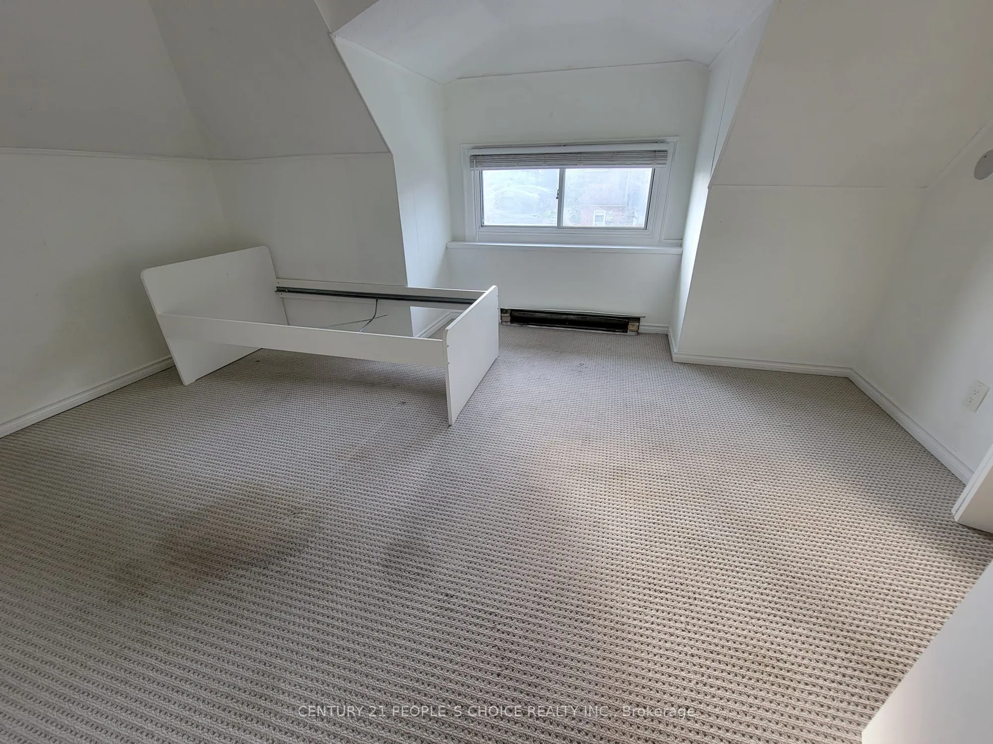 43 Barnesdale Avenue S