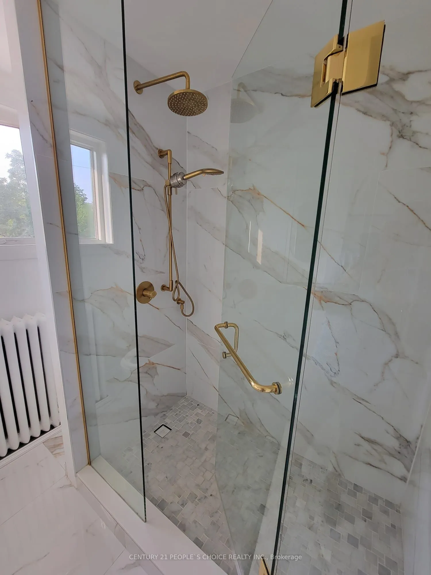 43 Barnesdale Avenue S