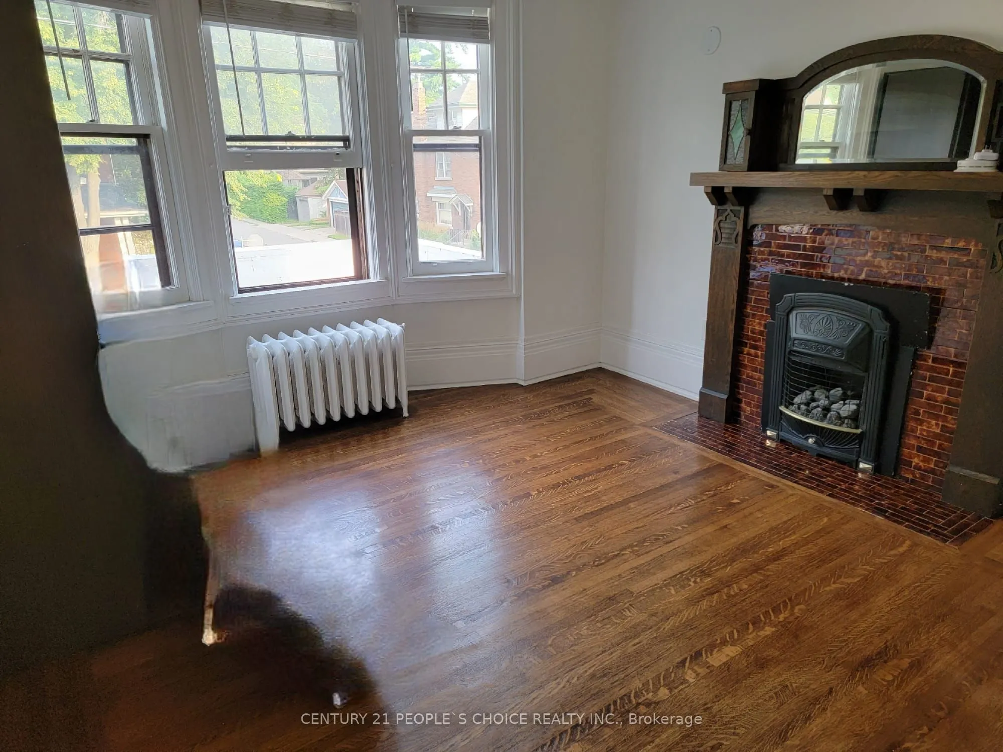 43 Barnesdale Avenue S