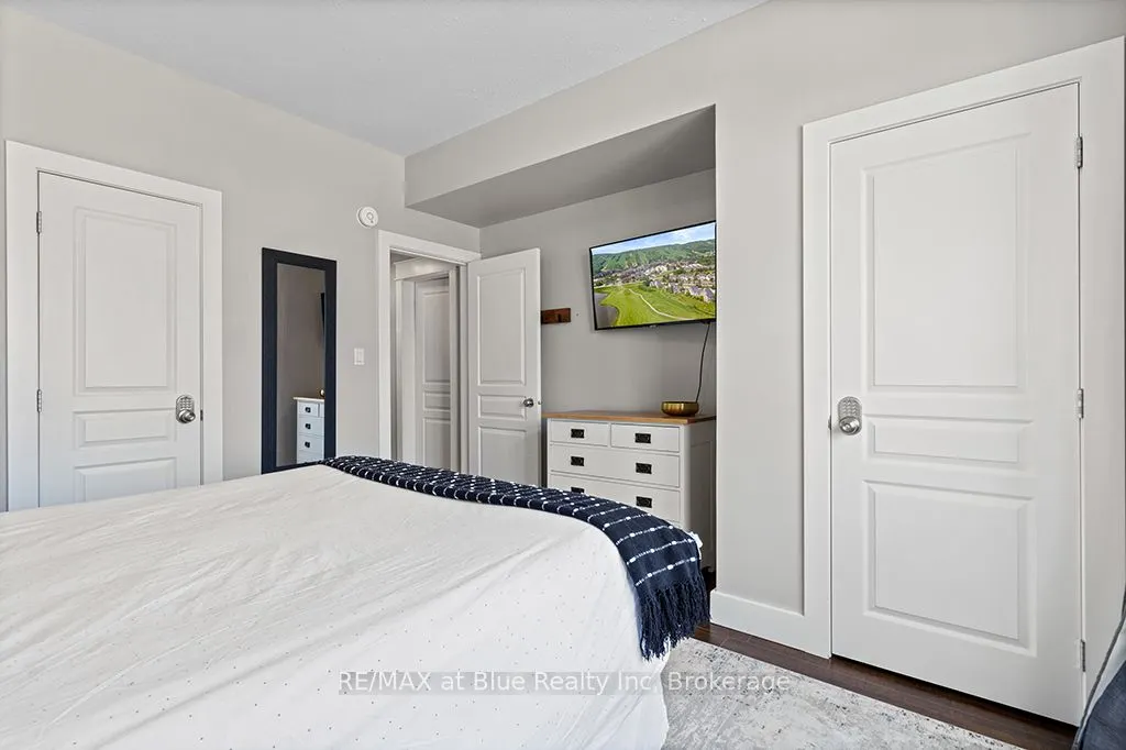 115 Fairway Court, #207