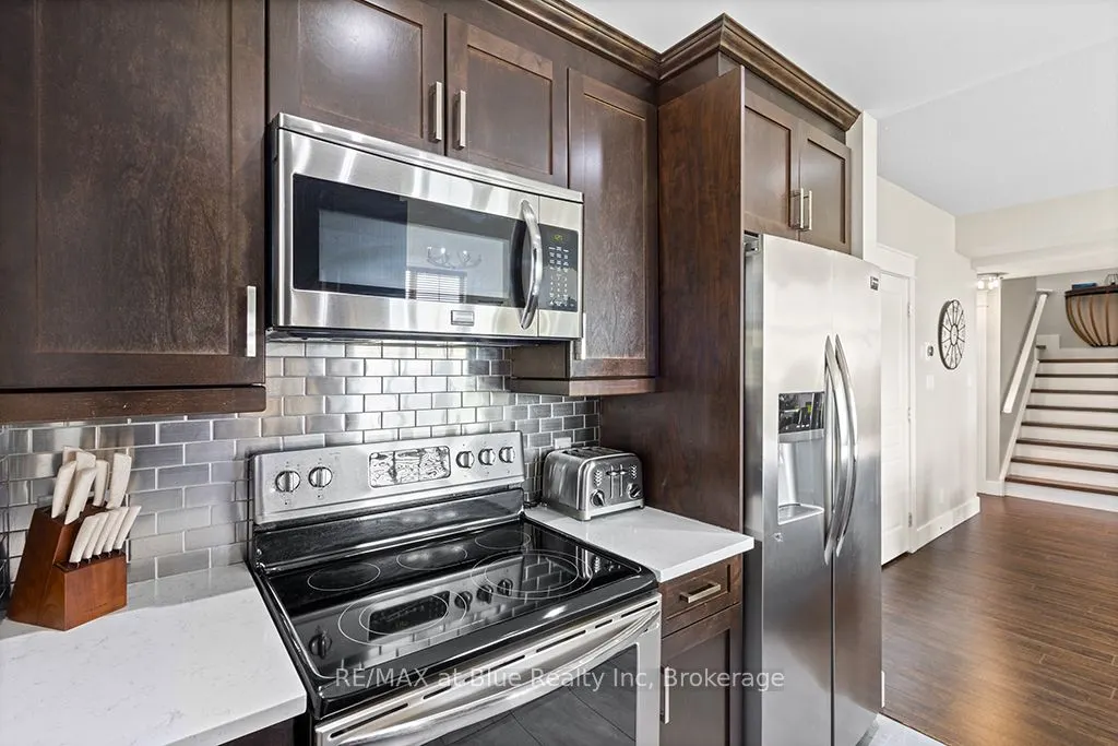 115 Fairway Court, #207