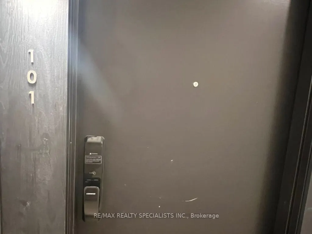 461 Green Road, #101