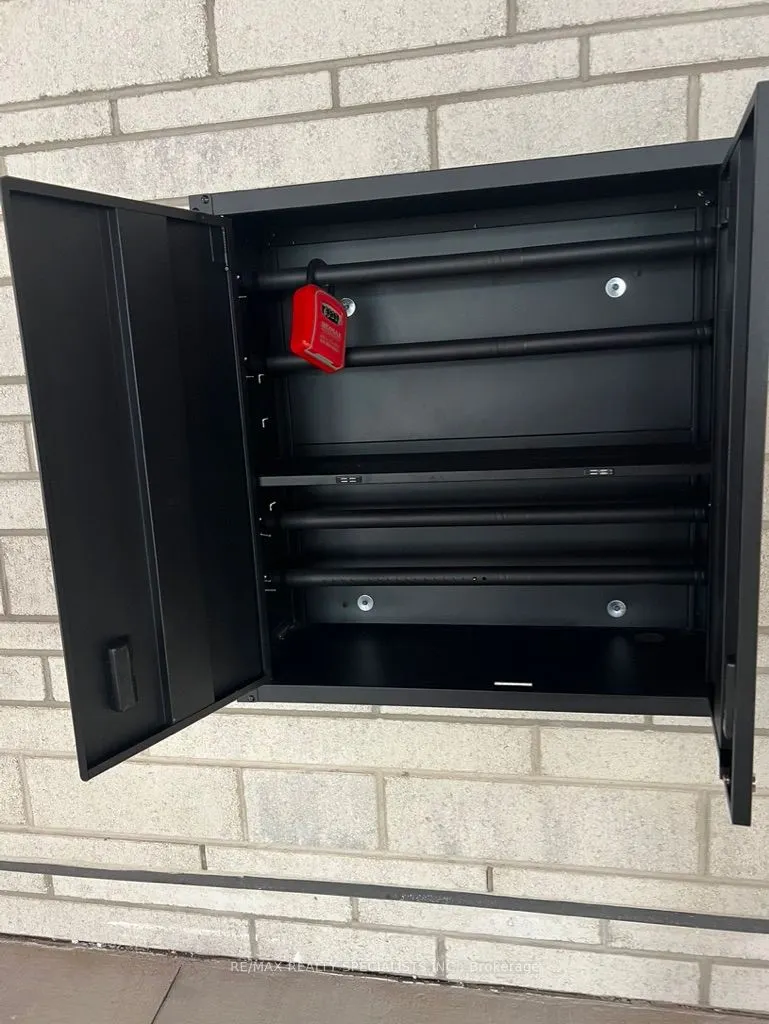 461 Green Road, #101