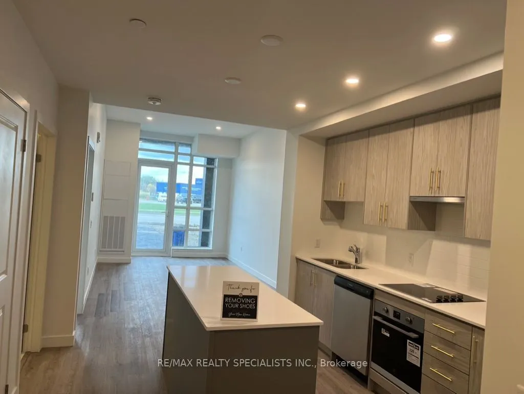 461 Green Road, #101