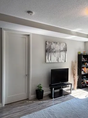 118 KING Street E, #519