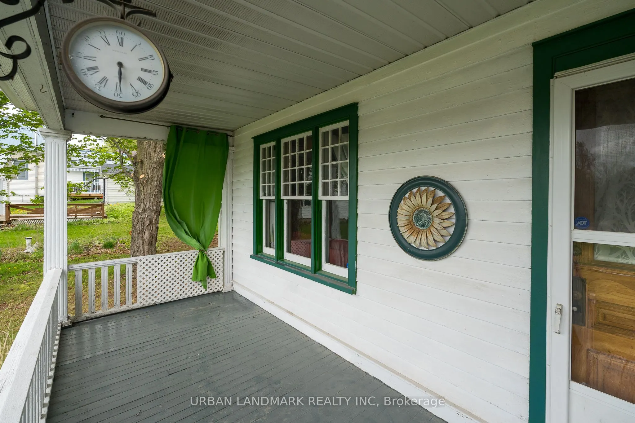 142 St Lawrence Street E