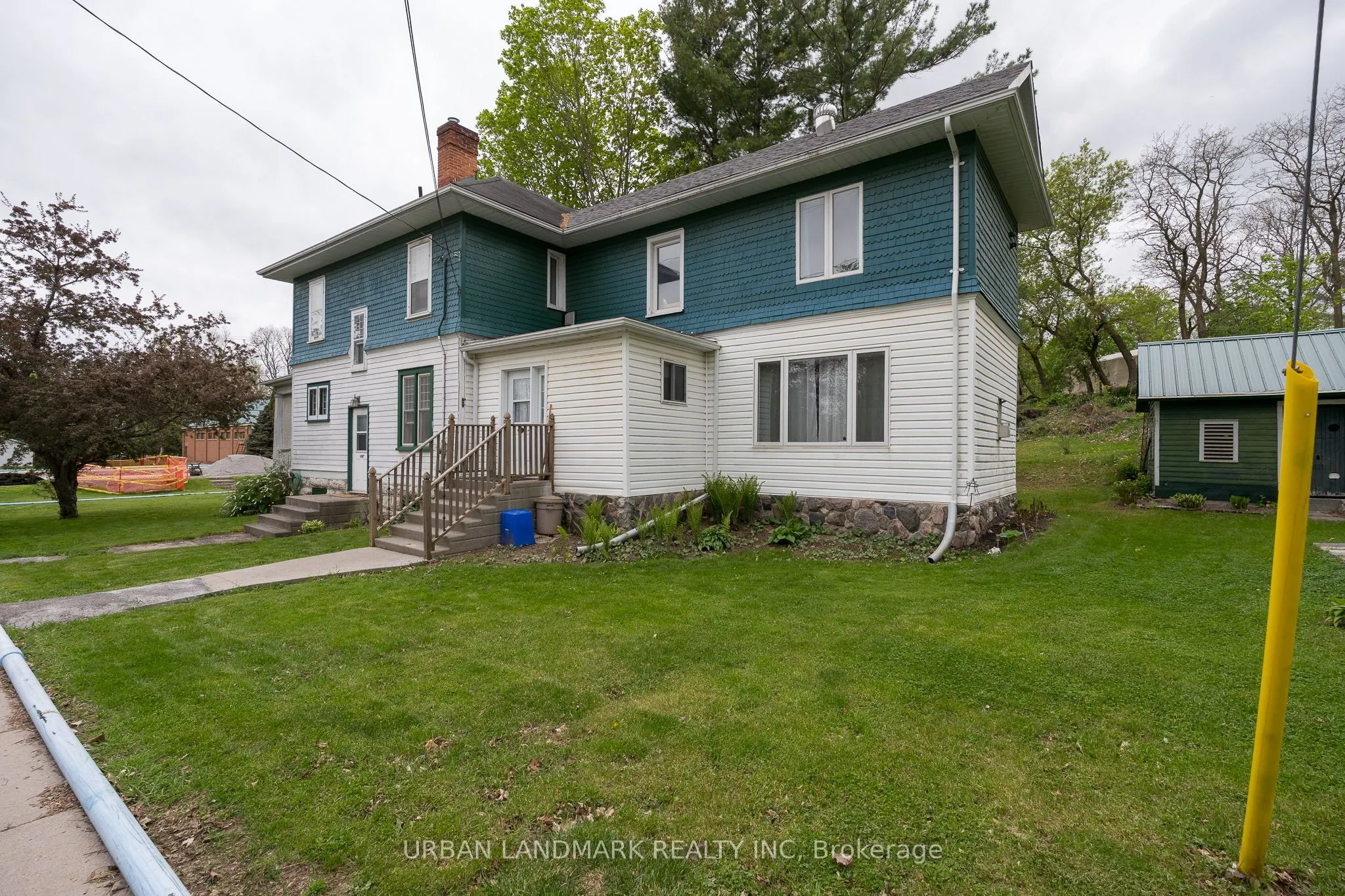 142 St Lawrence Street E