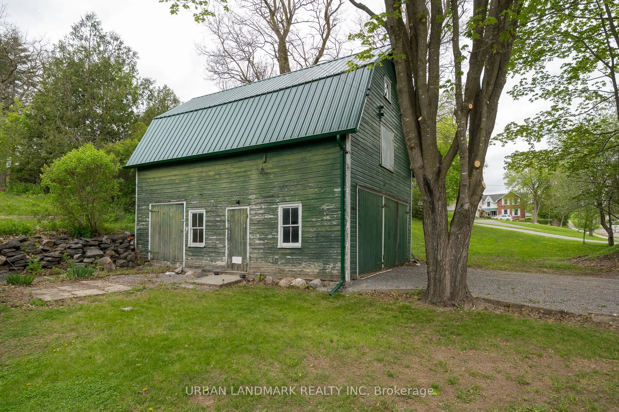 142 St Lawrence Street E