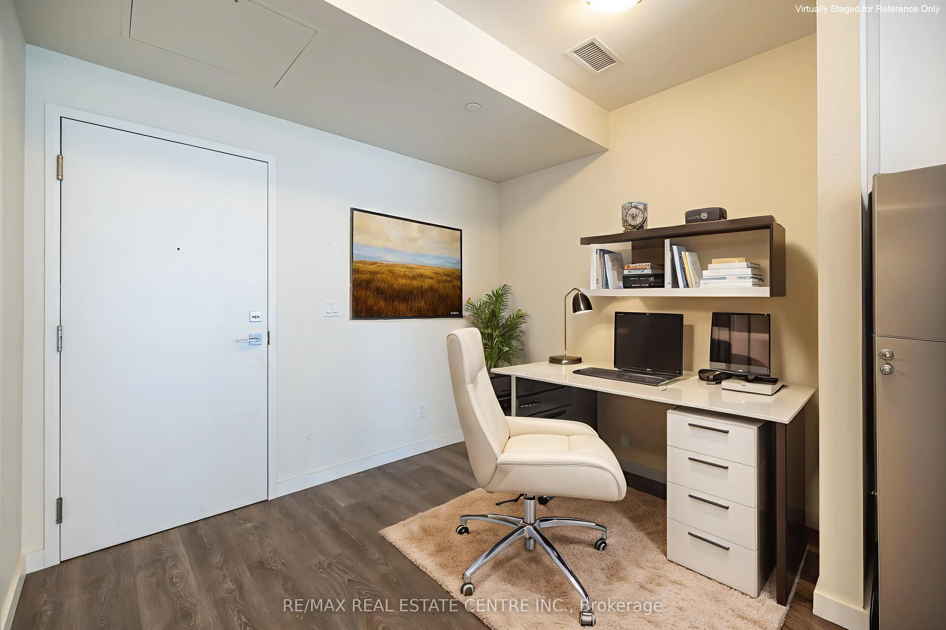 690 King Street W, #412