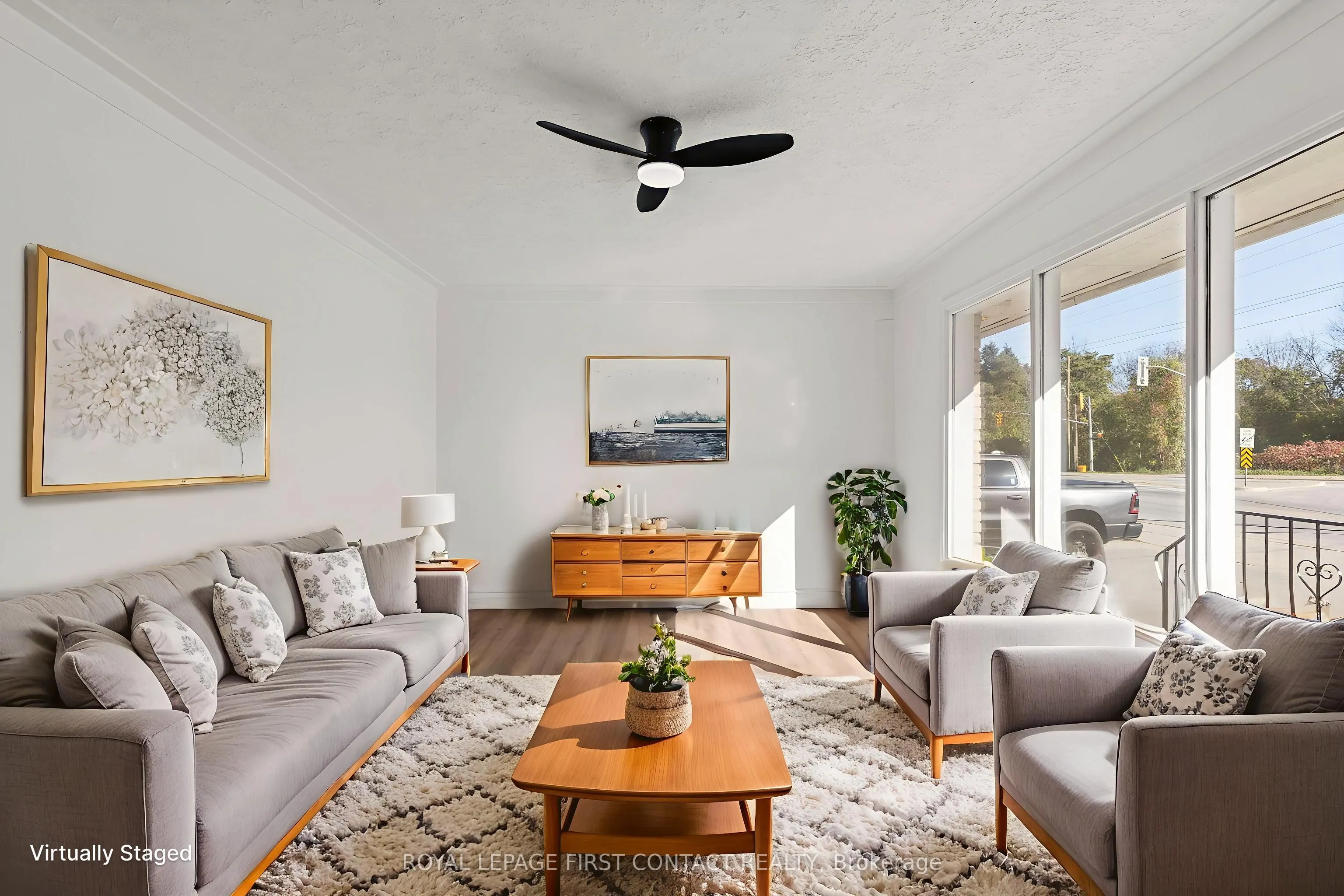 482 St. Vincent Street S