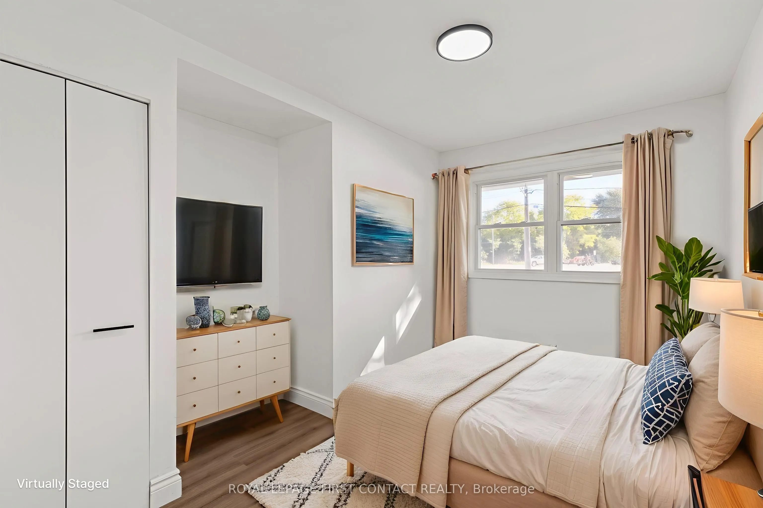 482 St. Vincent Street S