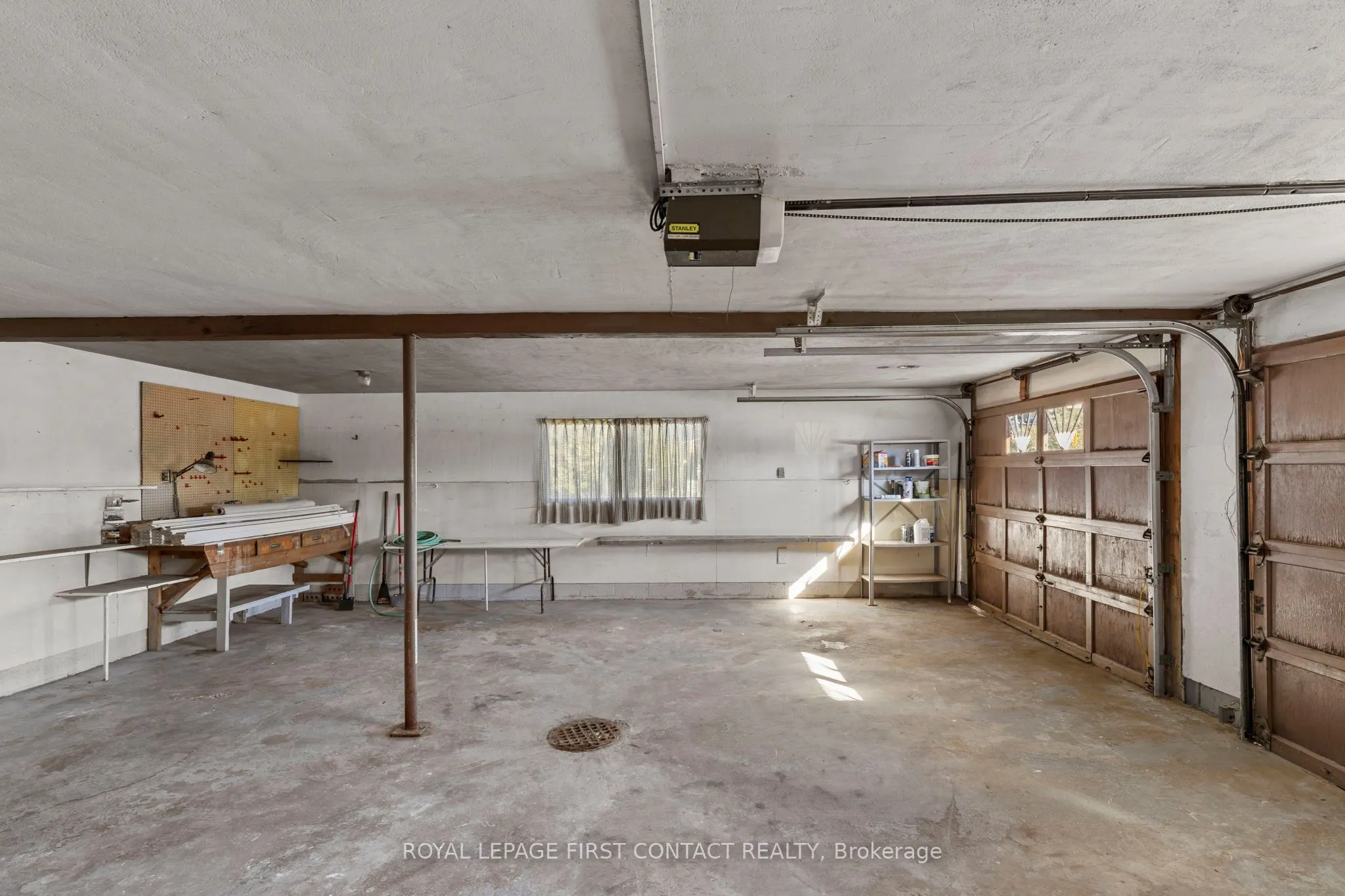 482 St. Vincent Street S