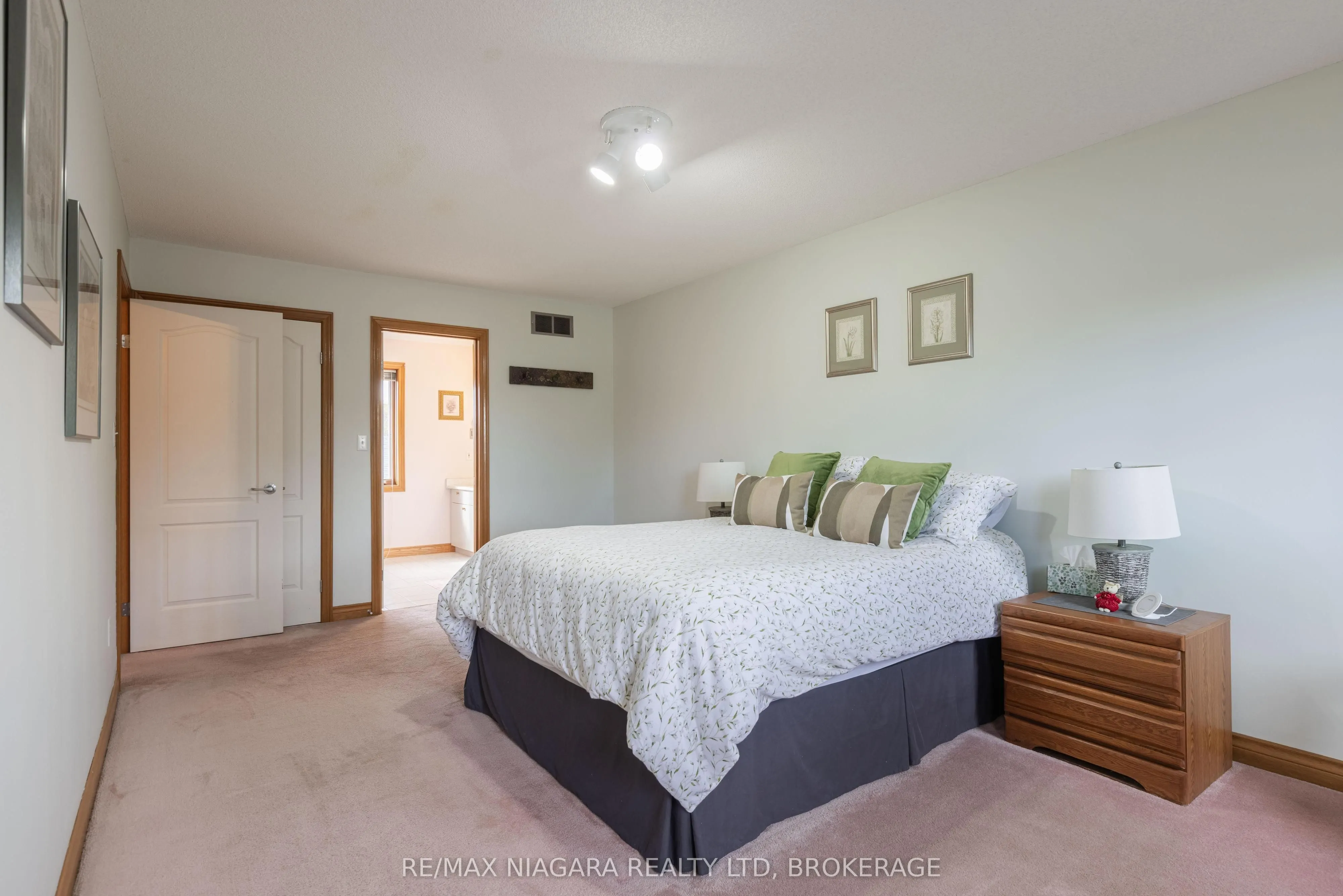 3839 Northwood Drive