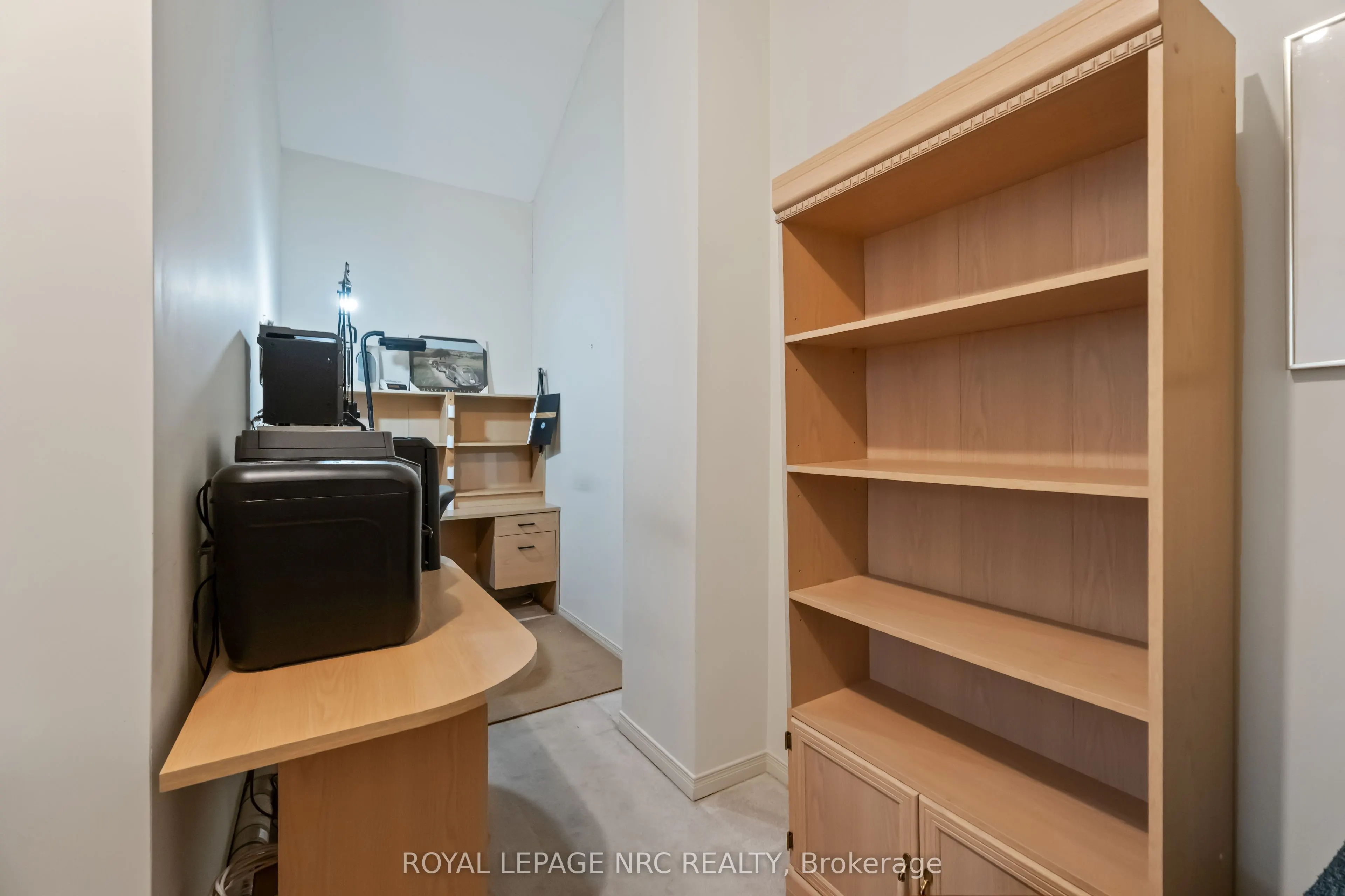 4136 Black Walnut Court, #4