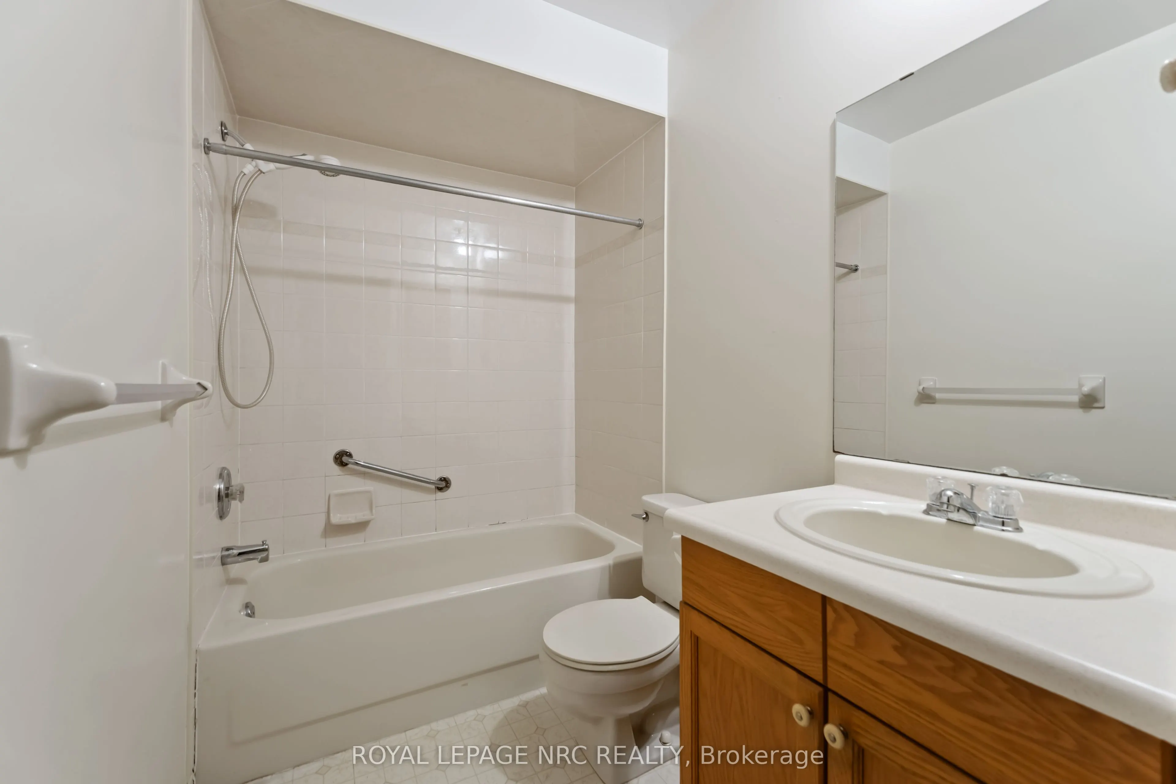 4136 Black Walnut Court, #4