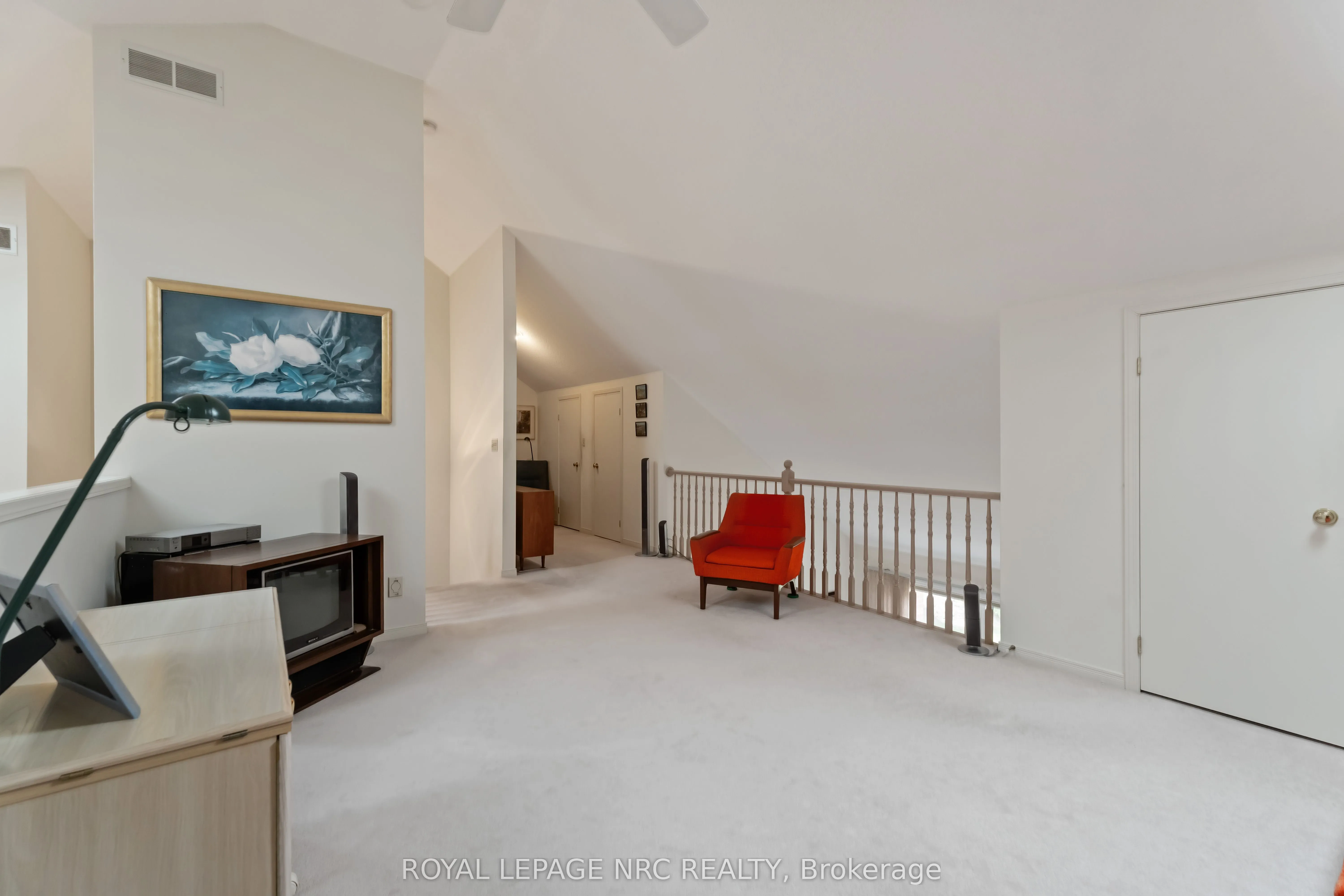 4136 Black Walnut Court, #4