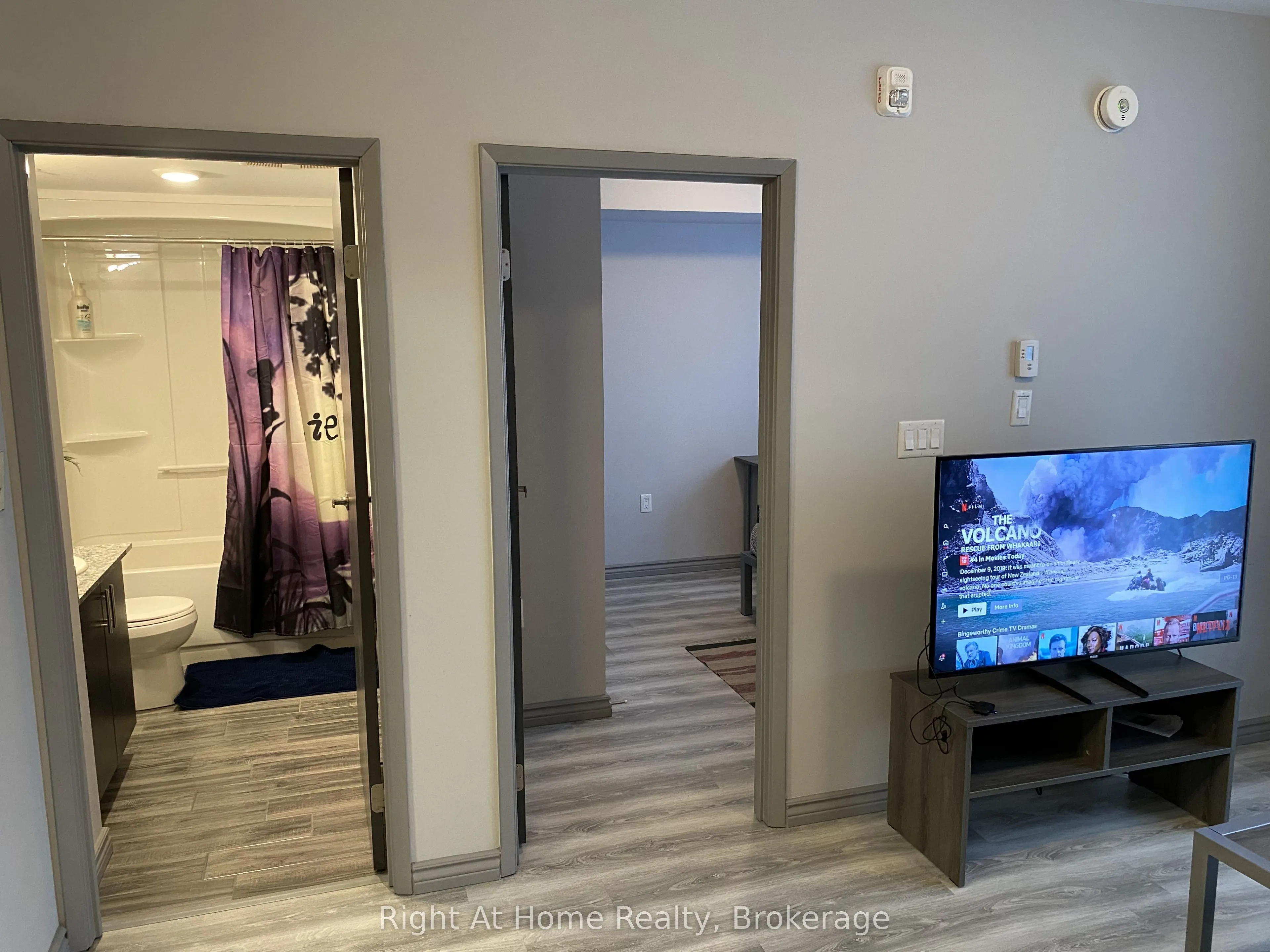 275 LARCH Street, #F202