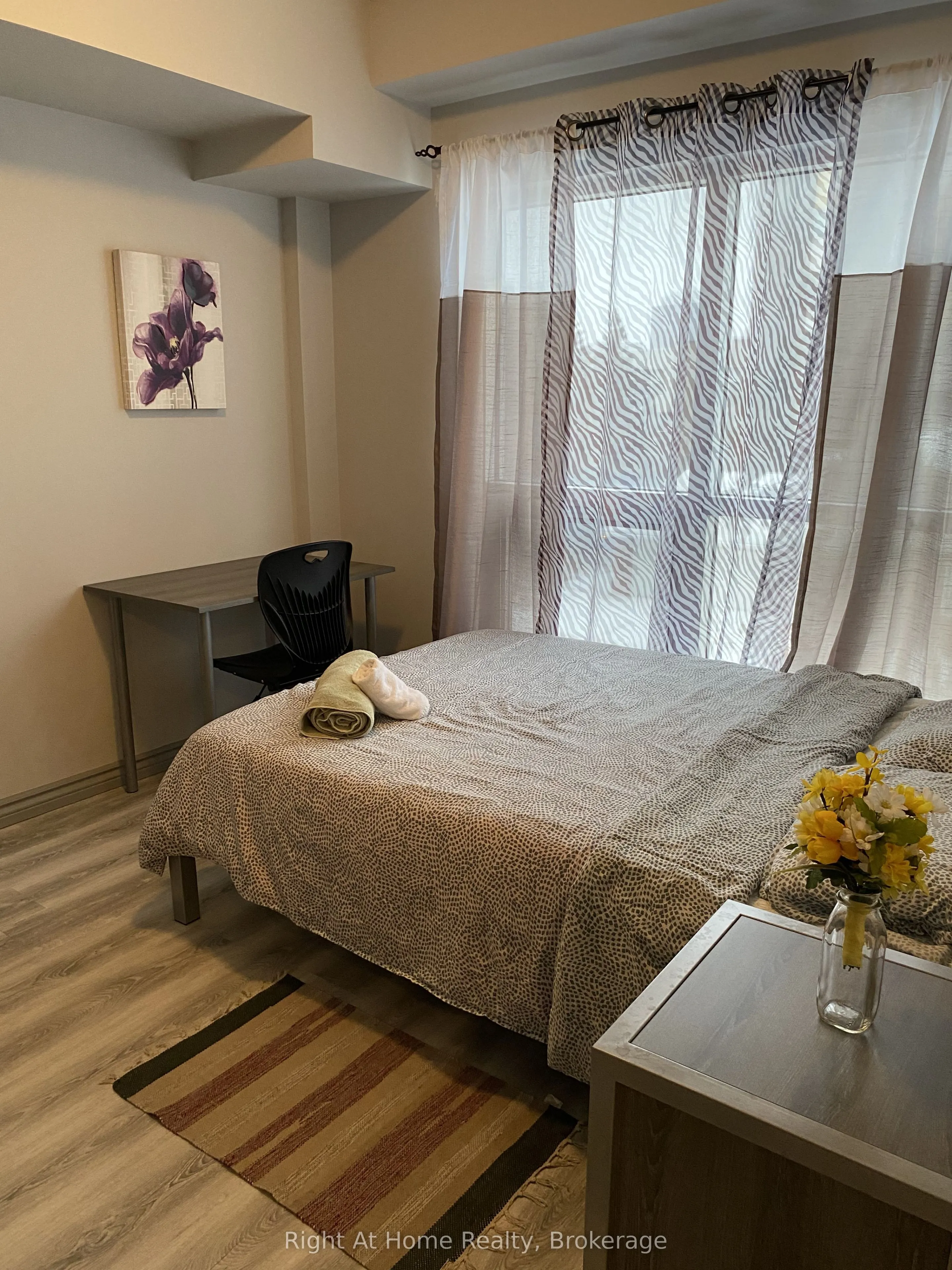 275 LARCH Street, #F202