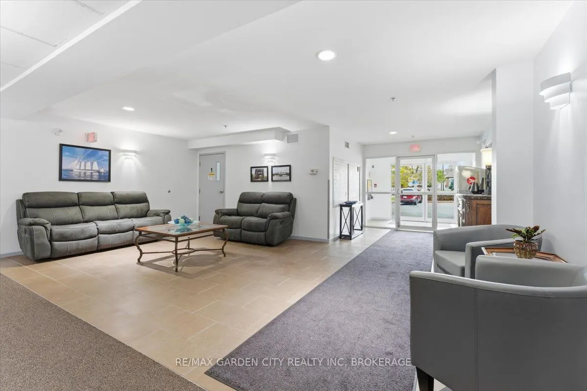 330 PRINCE CHARLES Drive, #1402