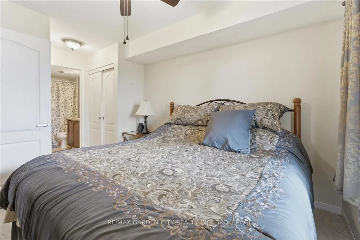 330 PRINCE CHARLES Drive, #1402